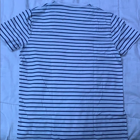 Short sleeve hollister striped T-shirt size M - Picture 2 of 2